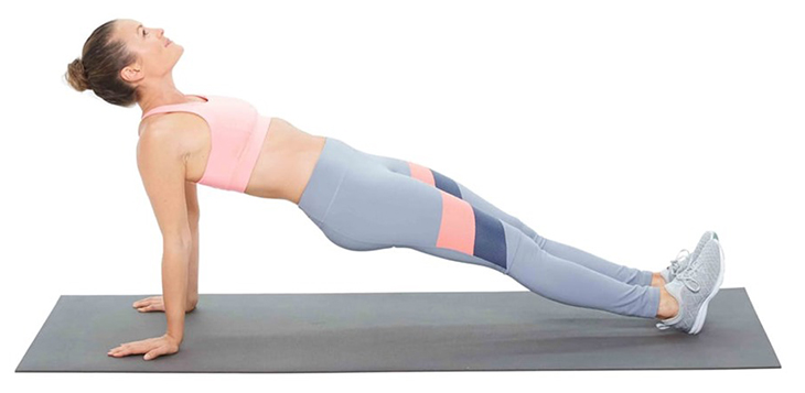 Động tác Plank ngược hỗ trợ cho vùng cơ bụng, cơ lưng và cơ tay