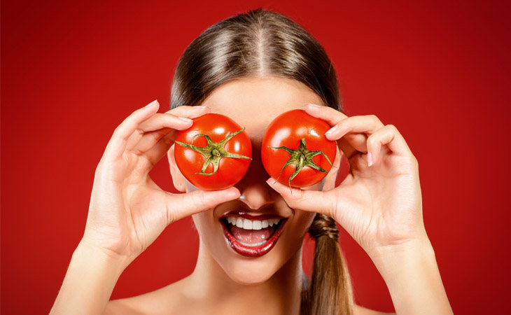 Cà chua có chứa nhiều loại vitamin tốt cho da