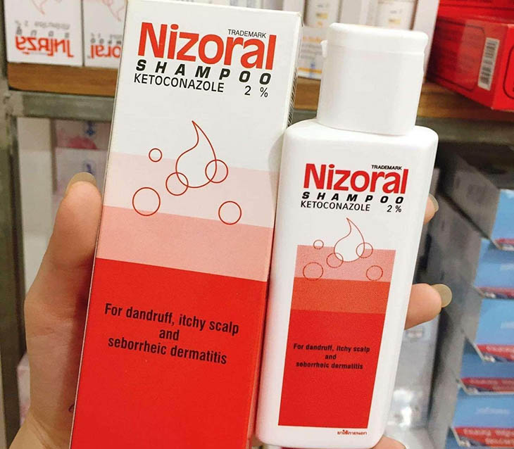 Dầu gội trị gàu Nizoral giúp loại bỏ gàu, dưỡng tóc suôn mượt