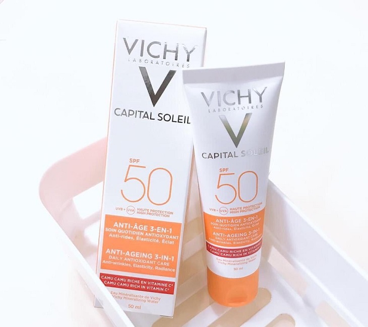 Sản phẩm chống nắng Vichy Capital Soleil Anti-Ageing 3 In 1 SPF 50 UVB+UVA