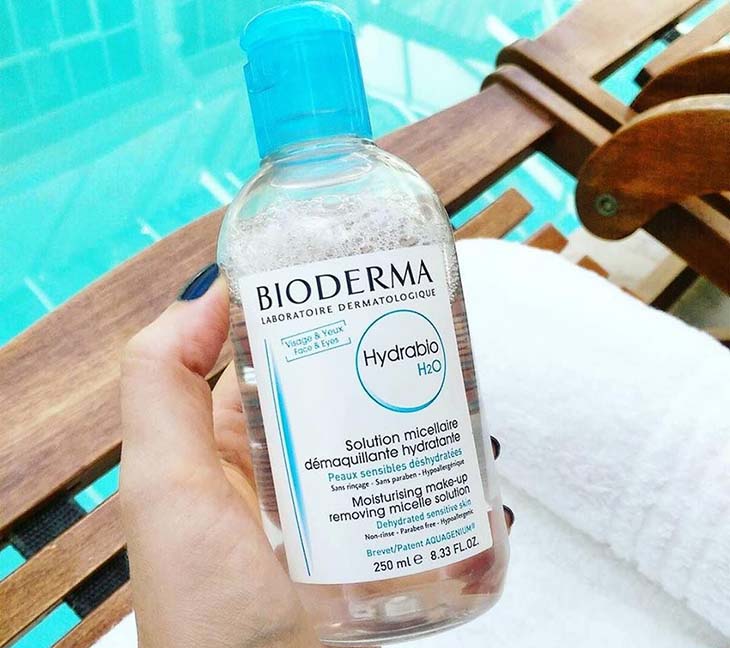 Nước tẩy trang Bioderma Sensibio H2O Sensitive Skin màu xanh dương