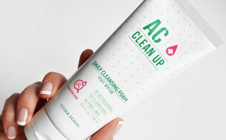 Sữa rửa mặt Hàn Quốc Etude House AC Clean Up Daily Acne Cleansing Foam