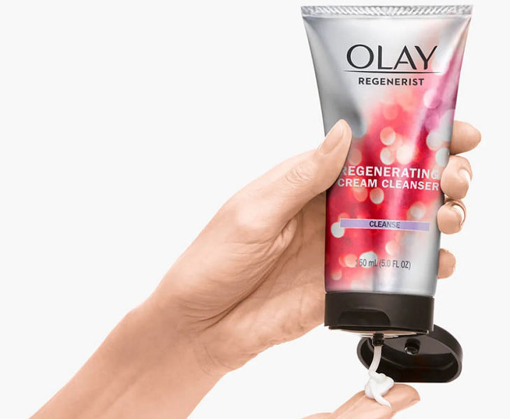 Advanced Anti-Aging Regeneration Cream Cleanser - Một sản phẩm khác từ Olay Regenerist Mỹ