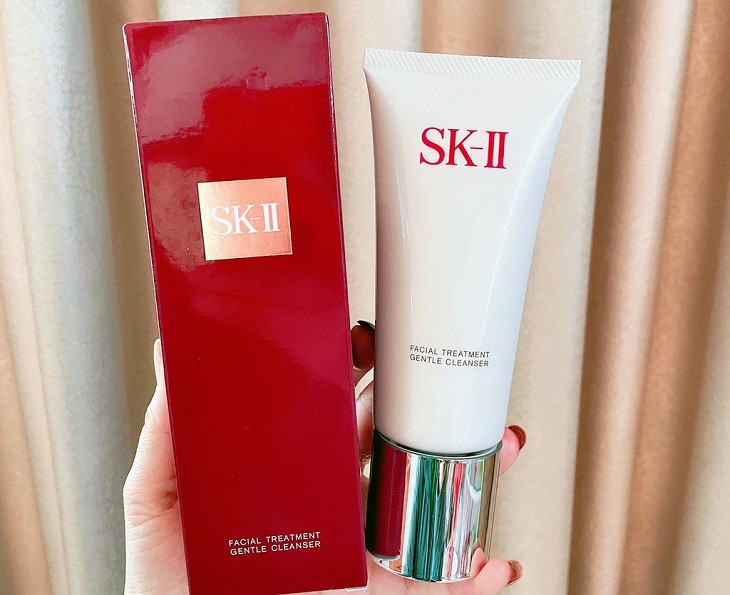 Sữa rửa mặt SKII Facial Treatment Gentle Cleanser là sản phẩm dành cho phái nữ