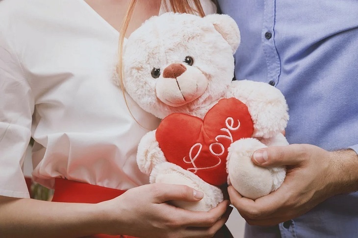 Tặng quà valentine bằng gấu bông
