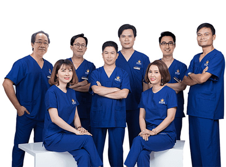 Đội ngũ bác sĩ thẩm mỹ viện Đông Á