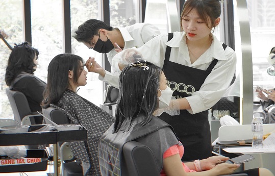 Top 10 địa chỉ Cắt tóc nam Hàn Quốc HOT nhất 2022 tại Hà Nội