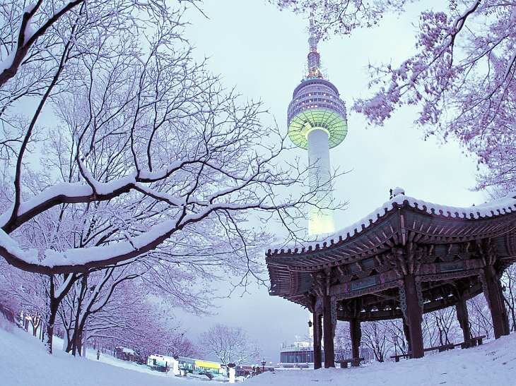 Tuyết phủ trắng xóa tại một số thành phố ở Hàn Quốc vào dịp Tết