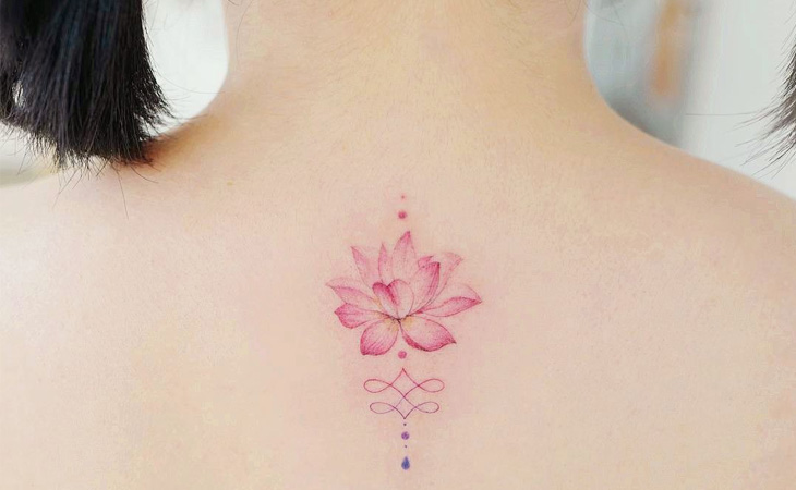 Hình xăm hoa ly đẹp lilies tattooxăm màu nước hình xăm nhỏ hình xăm nữ hình  xăm sau lưngvị trí đặt hình xăm đẹp cho nữhình  Mini tattoos Xăm Xăm  màu