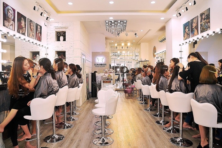 SUN MINOR Makeup Academy là địa chỉ trang điểm nổi tiếng tại Sài Gòn
