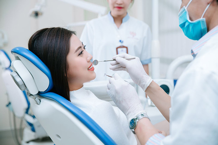 Trước khi đi khám răng, bệnh nhân cần chuẩn bị kỹ lưỡng