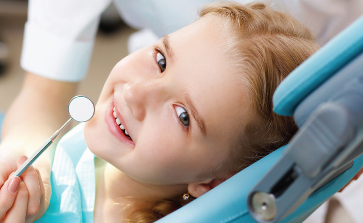 Điều trị răng miệng cho trẻ rất quan trọng nên cần lựa chọn địa chỉ uy tín