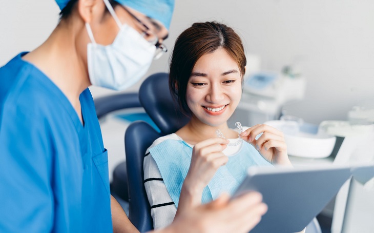 Chi phí niềng răng phụ thuộc rất nhiều vào trình độ tay nghề của bác sĩ