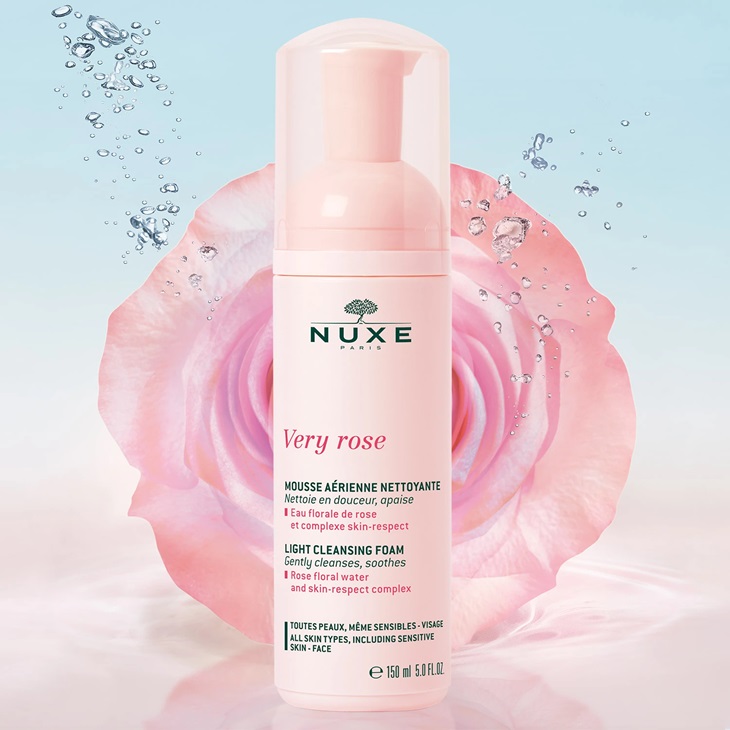 Nuxe Very Rose Light Cleansing Foam là sữa rửa mặt cho da thường rất được ưa chuộng