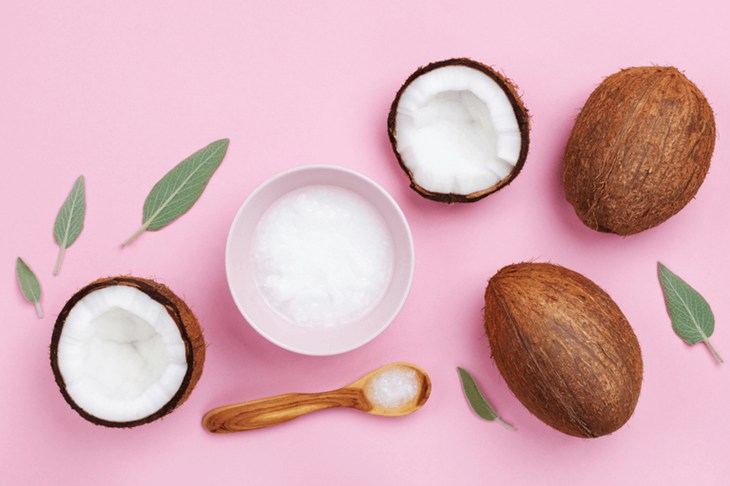 Dầu dừa chứa nhiều dưỡng chất tốt cho làn da