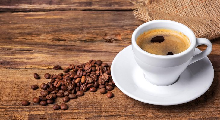 Sử dụng cafe sẽ giúp giảm cảm giác thèm ăn