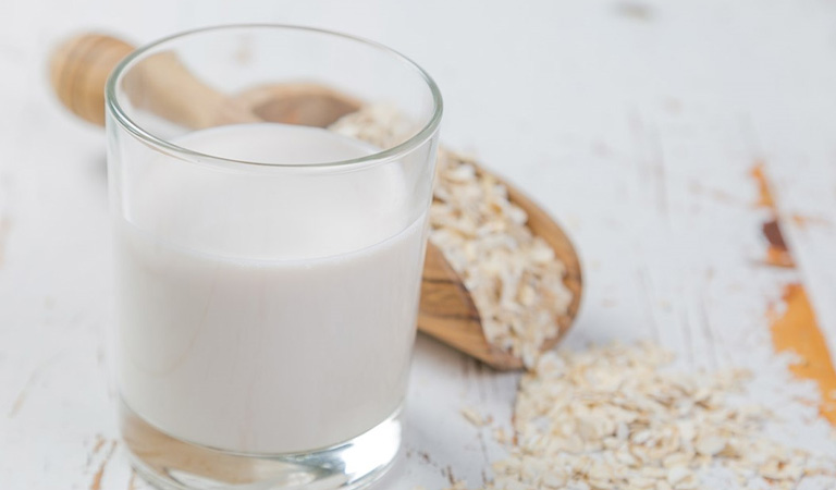 Sữa yến mạch mang tới nhiều công dụng tốt cho việc cải thiện cân nặng